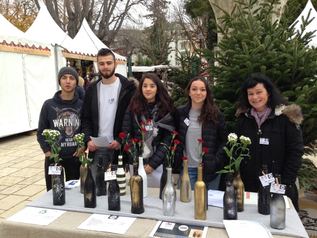 Marie Pierre PAGNI et les élèves de 1re Bac pro Cce