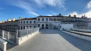 Terrasse du 3ème et Notre dame de la Garde au Lycée Charles Péguy Marseille